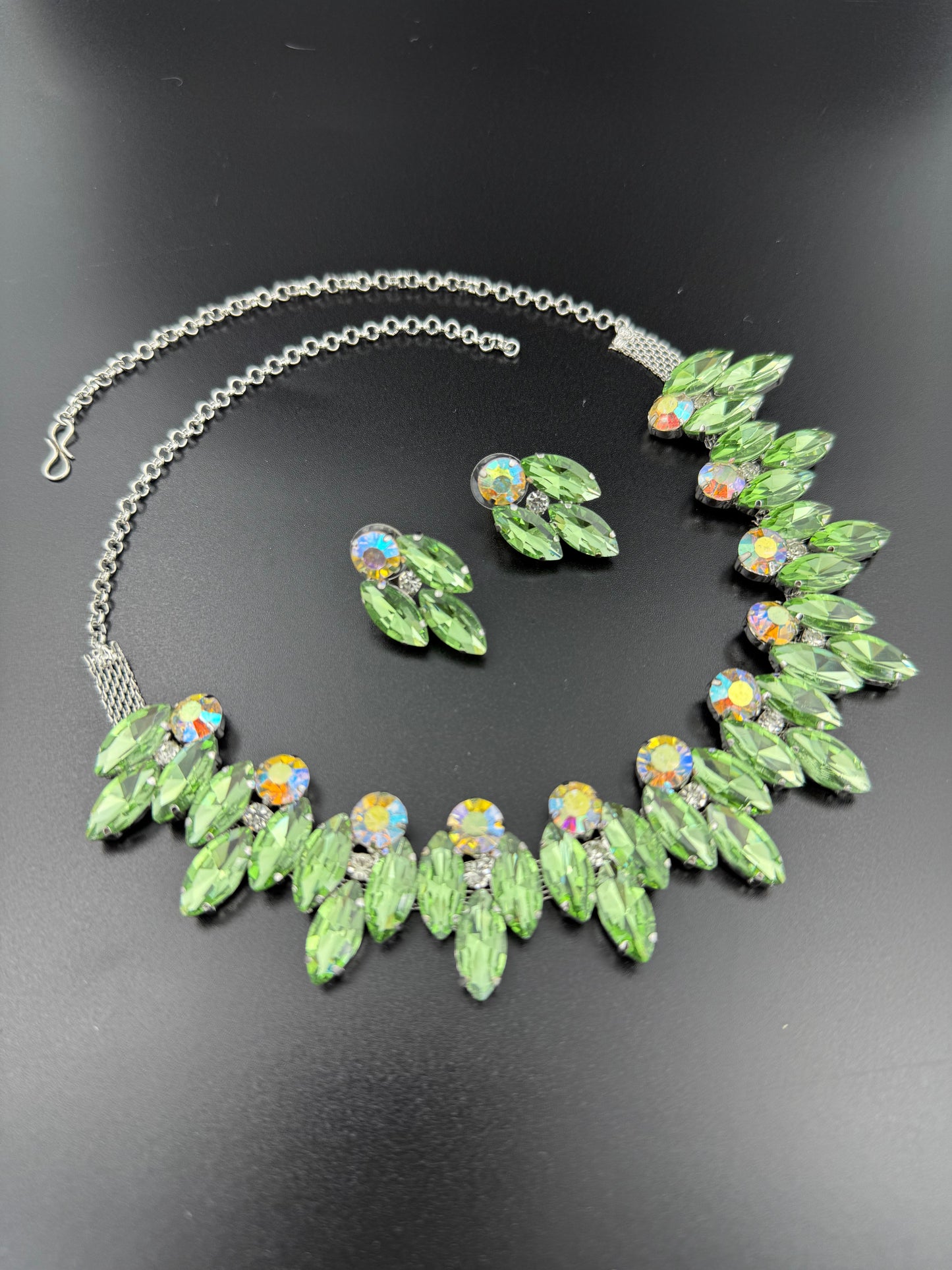 Diva Dusk Mint Green Necklace Set