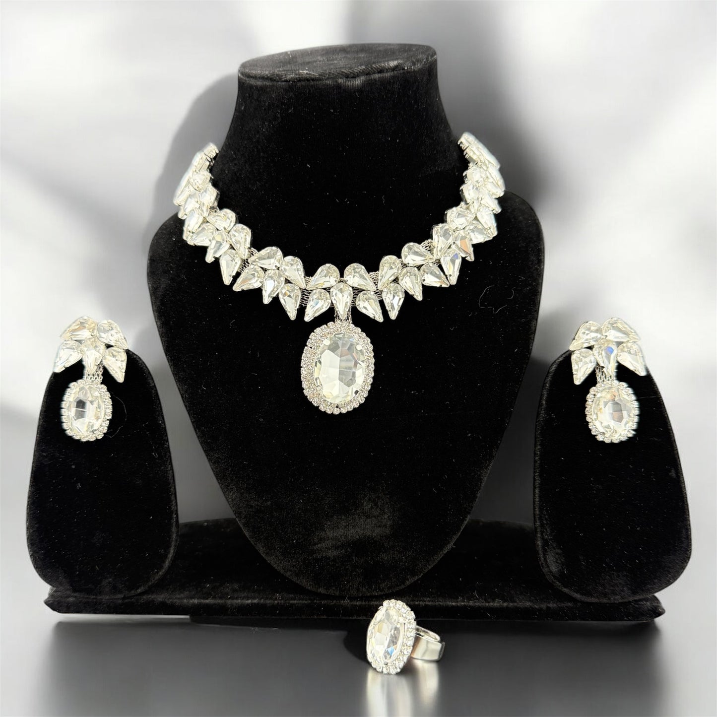 Starlight Korean White Glass Stone Necklace Set