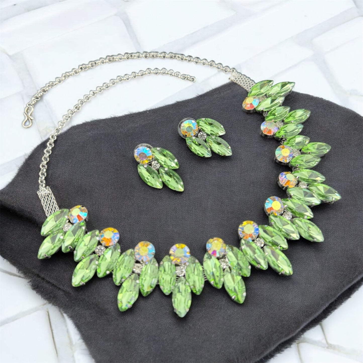Diva Dusk Mint Green Necklace Set