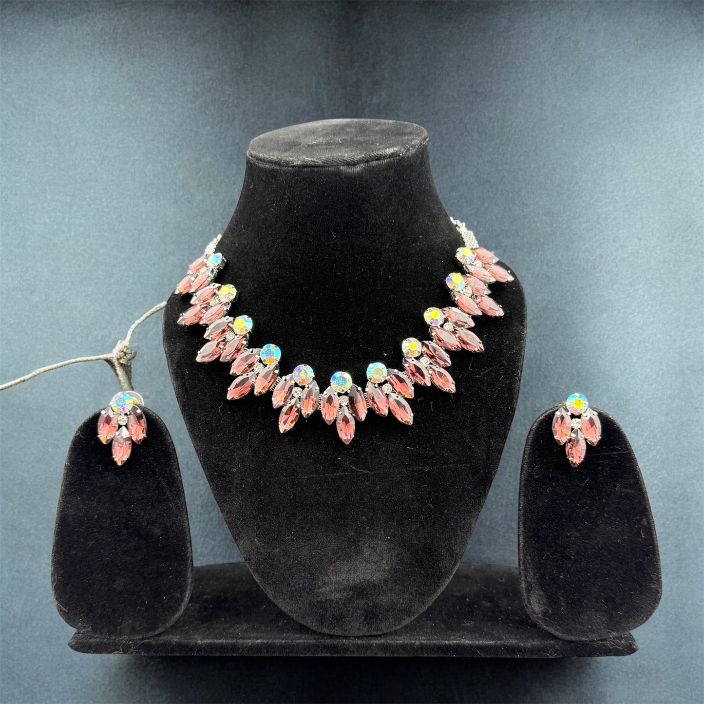 Diva Dusk Wine Necklace Set