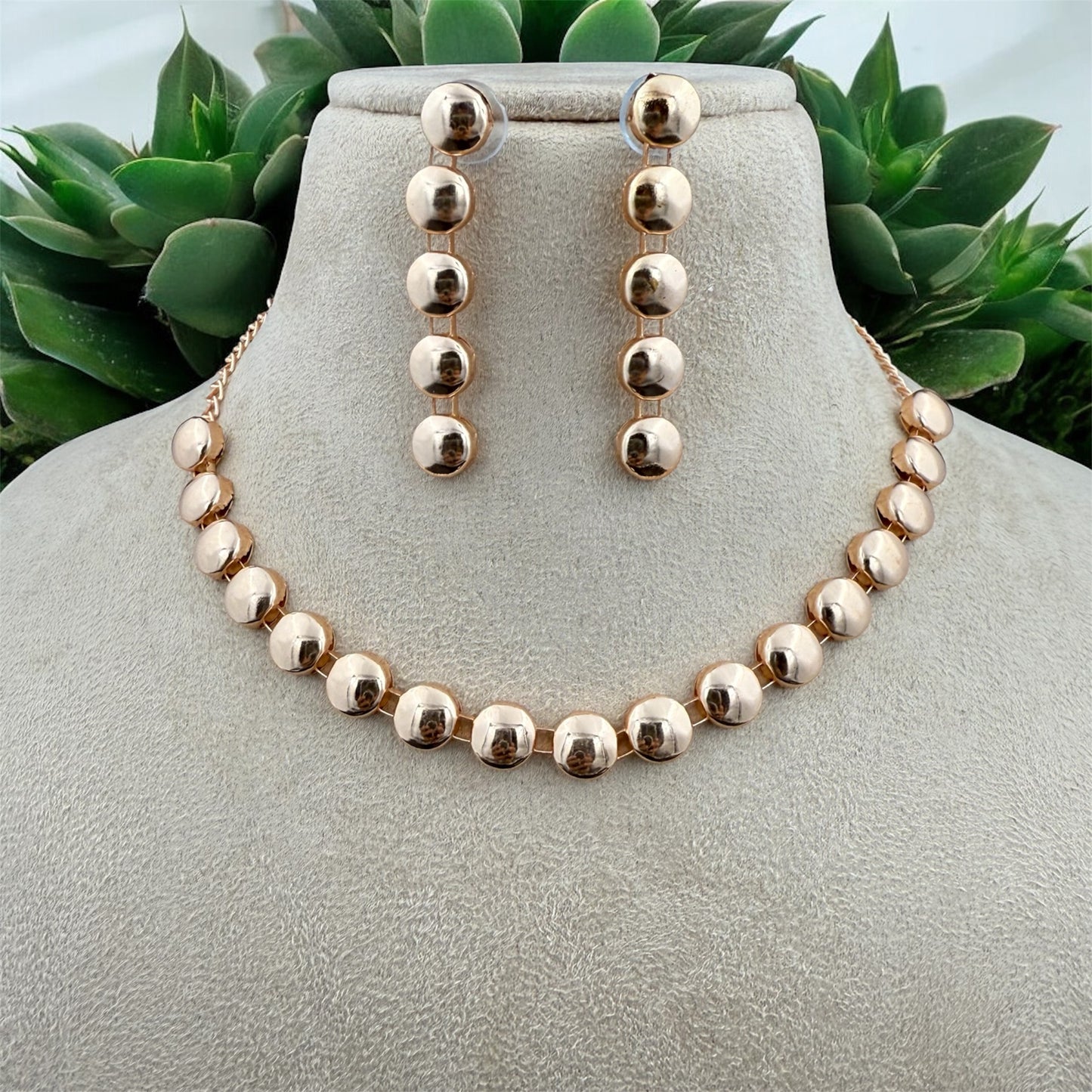 Glossy Beaded Charm Necklace Set