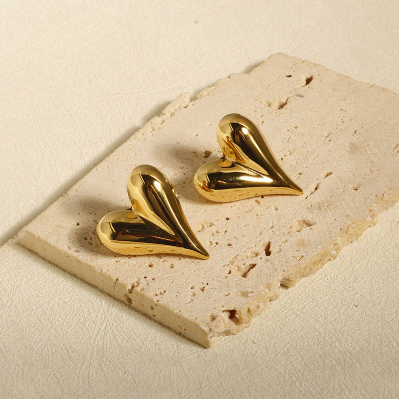 Anti Tarnish Heart Pendant Necklace Set