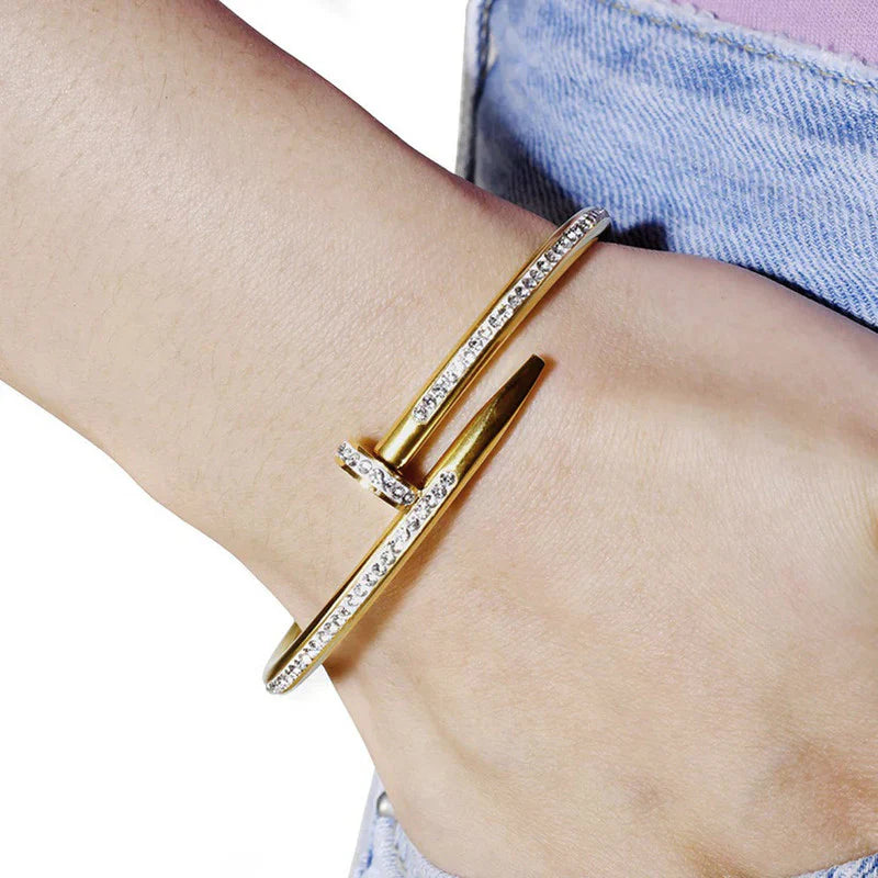 Anti-Tarnish Nail Twist CZ Bracelet