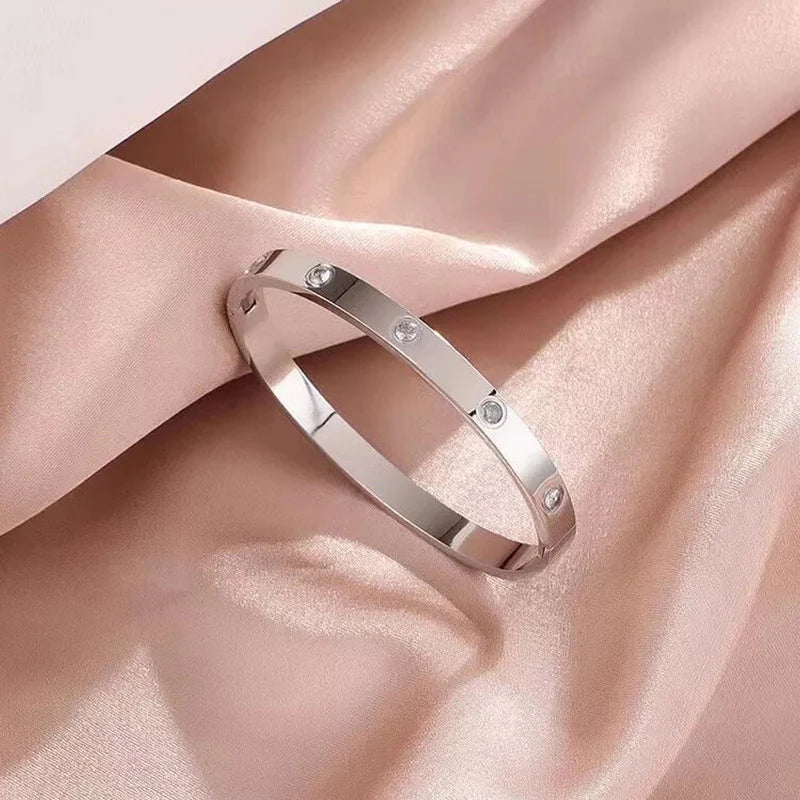 Sparkling Anti-Tarnish Pave Stone Bracelet