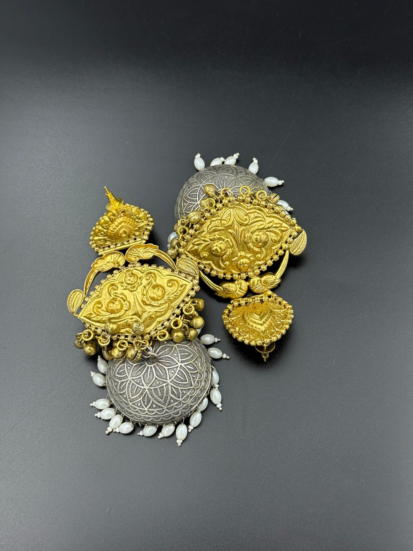Antique Dual Tone Jhumki Earrings