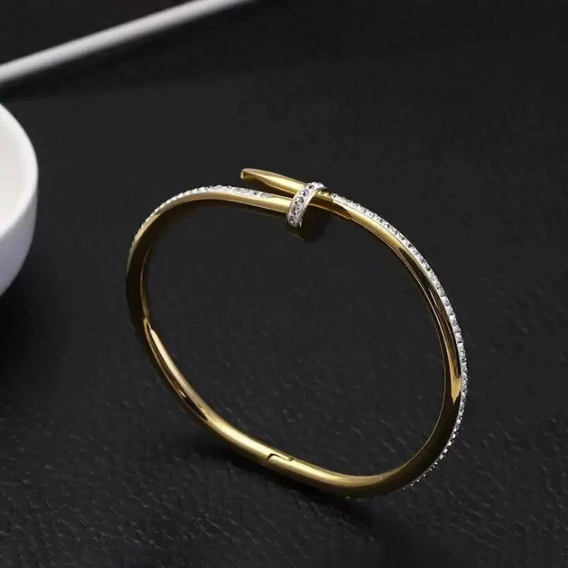 Anti-Tarnish Nail Twist CZ Bracelet