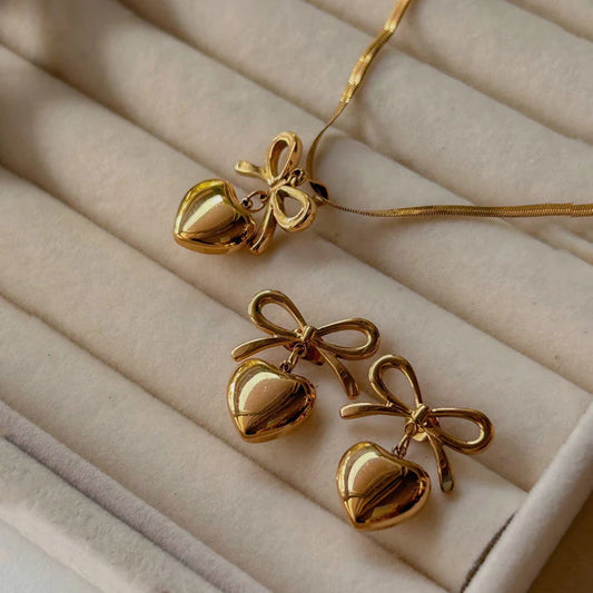 Anti Tarnish Bow-Heart Pendant Necklace Set