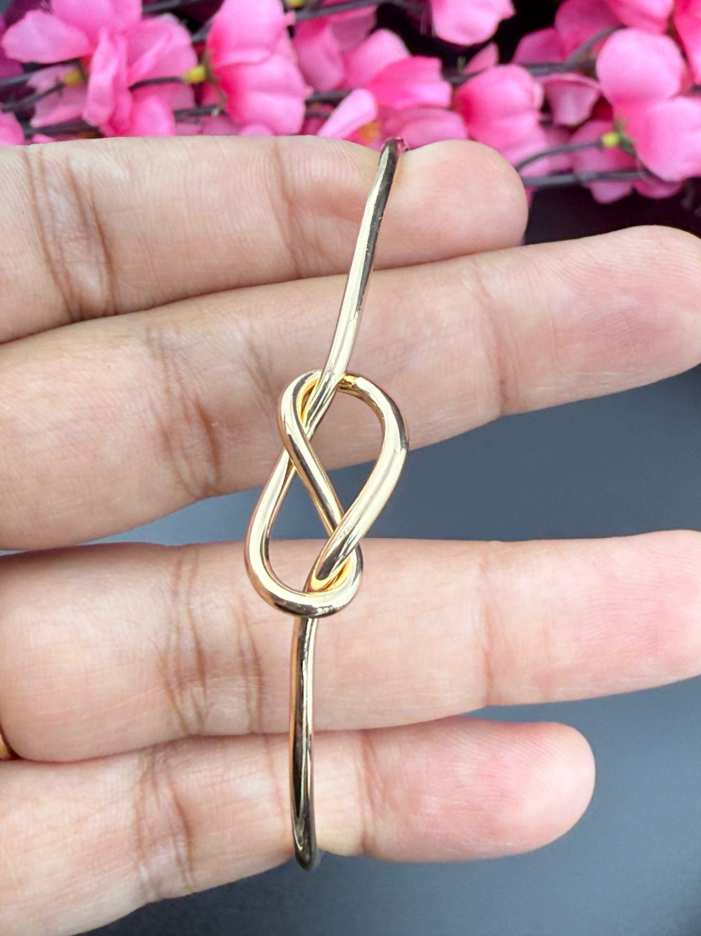 Golden Infinity Minimal Bracelet