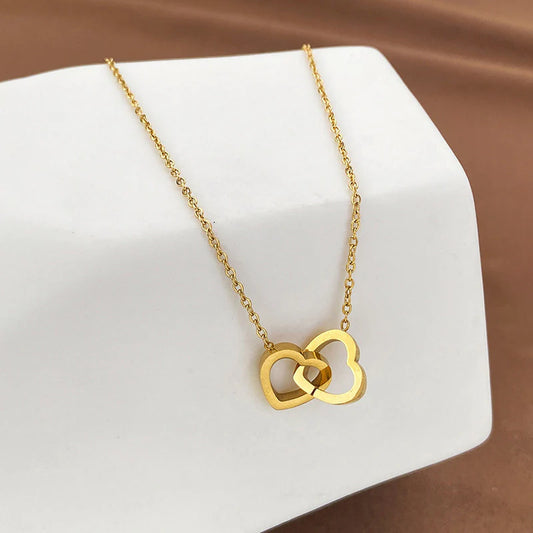 Anti Tarnish Interlocked Heart Pendant Necklace